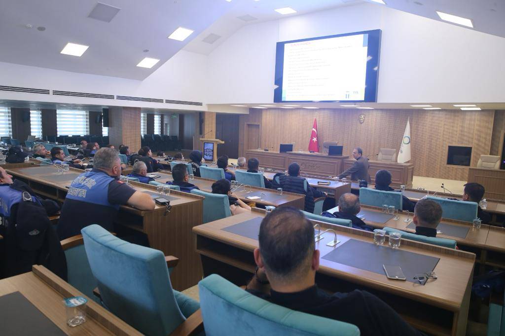 BÜYÜKŞEHİR ZABITASINA “ZABITA MEVZUATI” EĞİTİMİ VERİLDİ